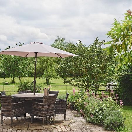Apple Tree Cottage Beckford Екстериор снимка